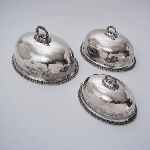Walker & Hall silver plated antique graduating meat domes food covers table cloches, set of 3, 1880`s ca, English